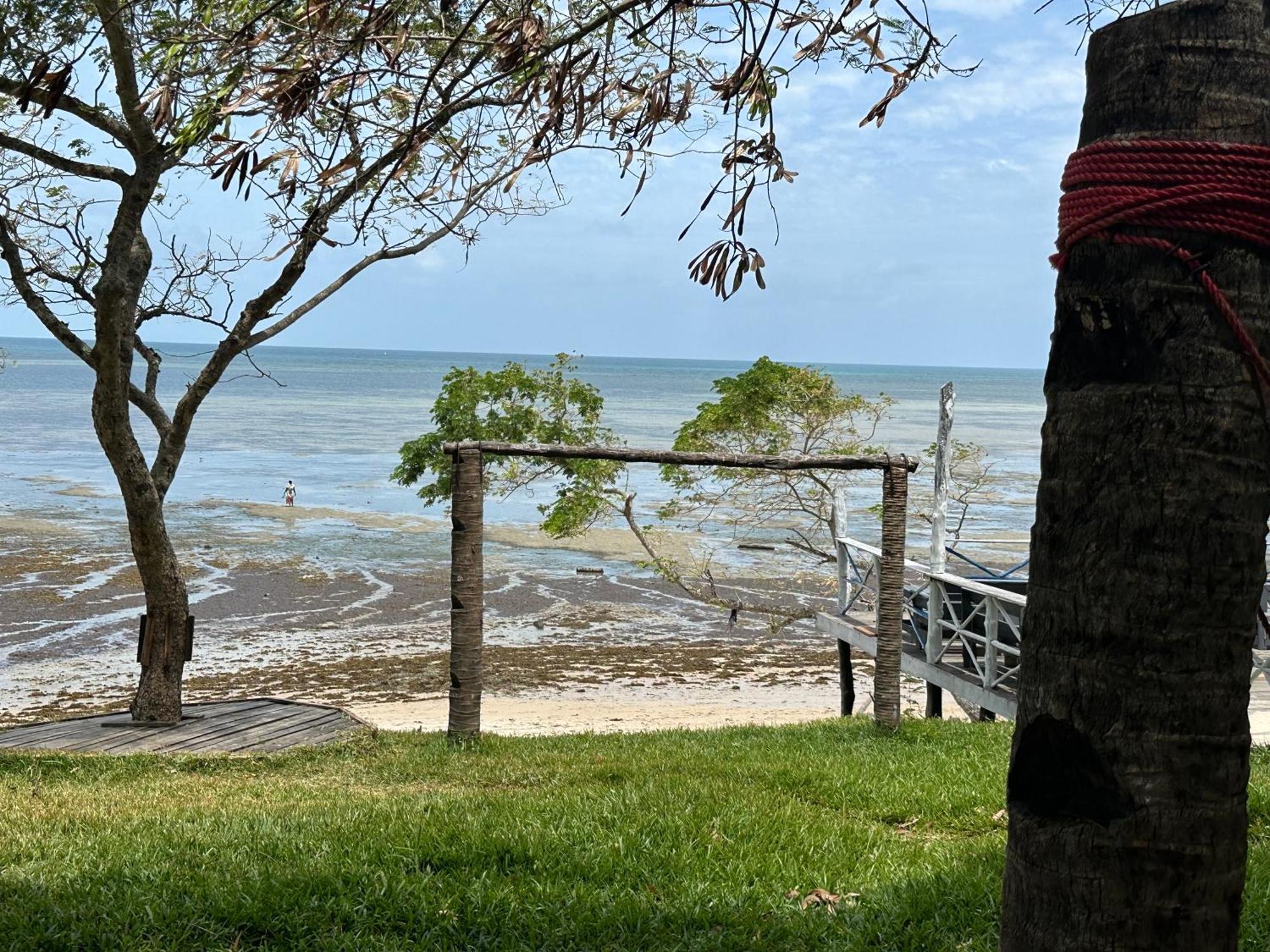 Maweni Beach Bungalows Kilindoni Exterior photo